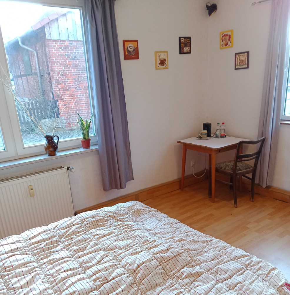 Schlafzimmer Tisch